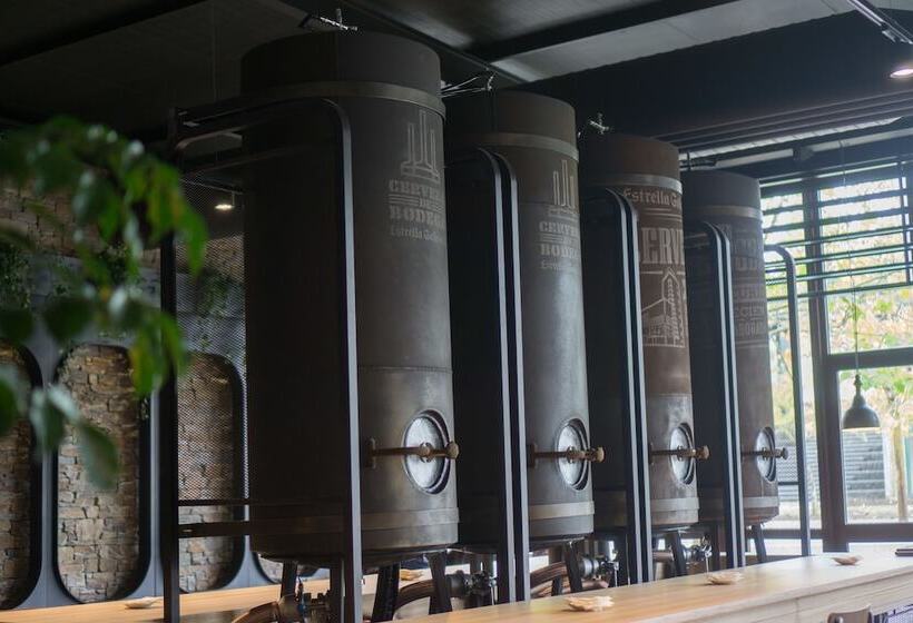 Albergue Monte do Gozo