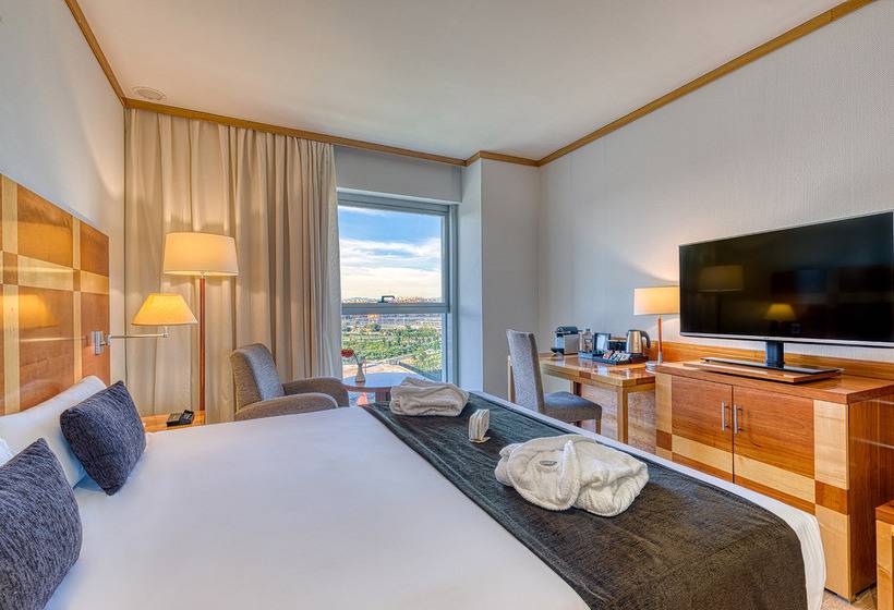 فندق Senator Parque Central