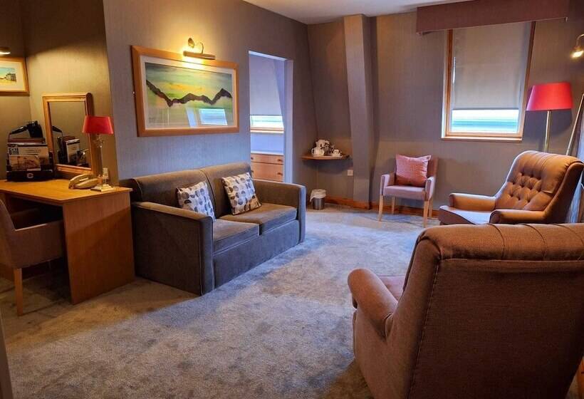 Washington Central Hotel And Sleepwell Inn