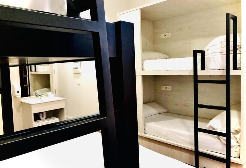 Quartier Leon Hostel Barrio Húmedo