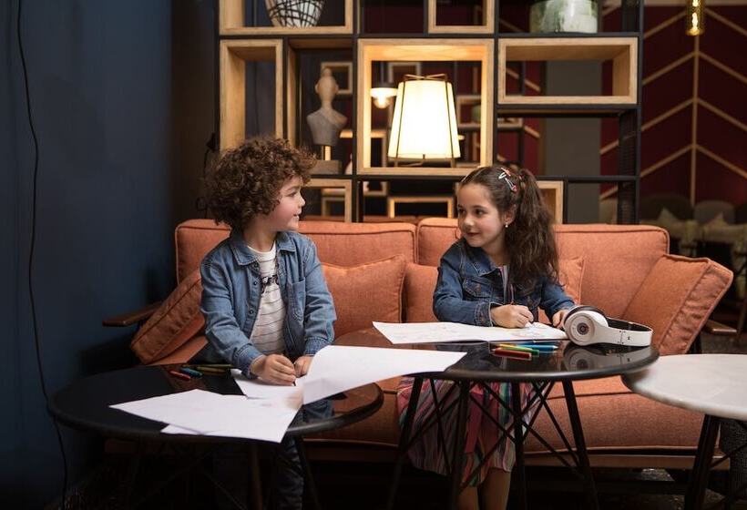 هتل Ibis Abdelmoumen Casa Centre