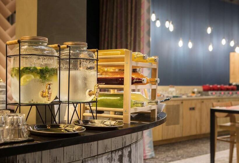 هتل Ibis Abdelmoumen Casa Centre