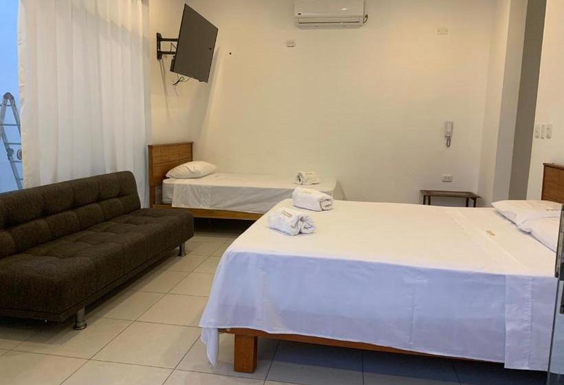 فندق Quitumbe Sea Lodge   Zorritos