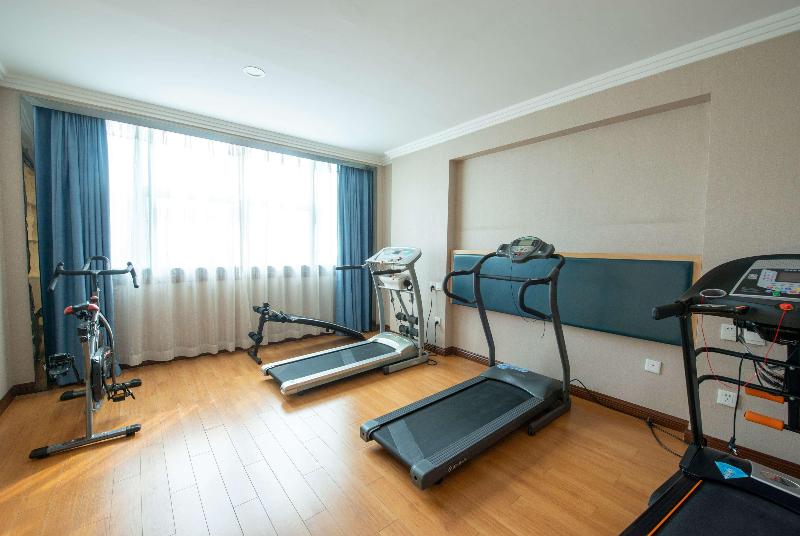 هتل Ramada By Wyndham Encore Kaili West