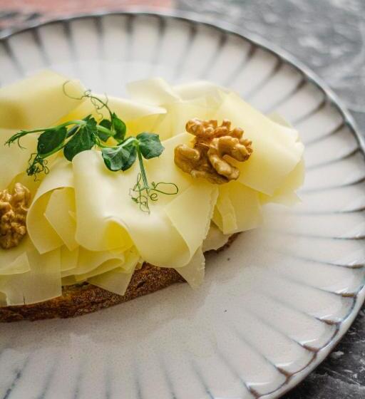 Kai 36   Hotel Zwischen Fels Und Fluss