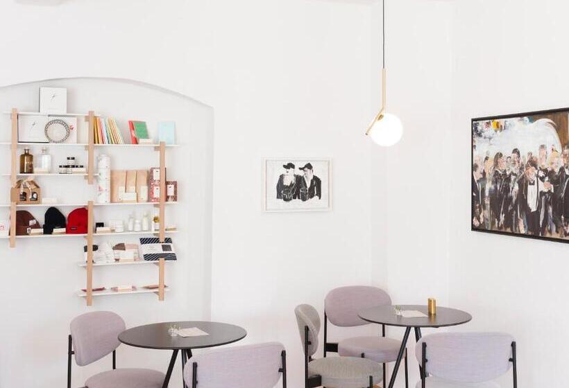 Kai 36 Hotel Zwischen Fels Und Fluss