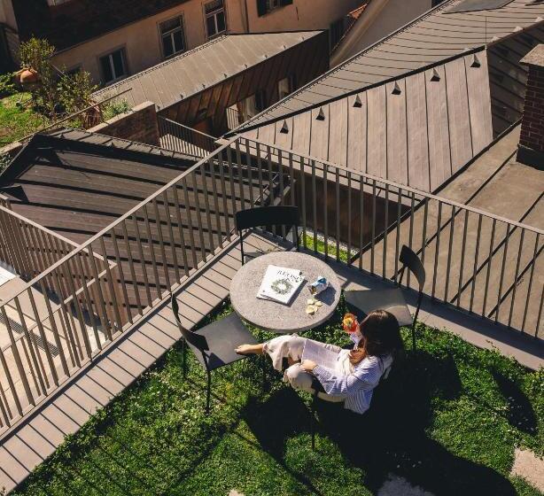 Kai 36 Hotel Zwischen Fels Und Fluss