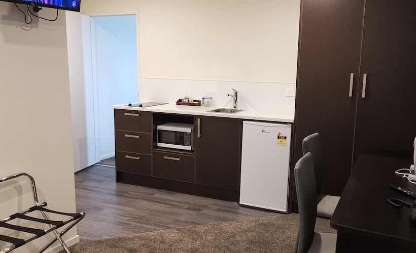 Airport Delight Motel