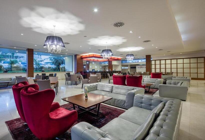 בית מלון כפרי Acapulco Resort