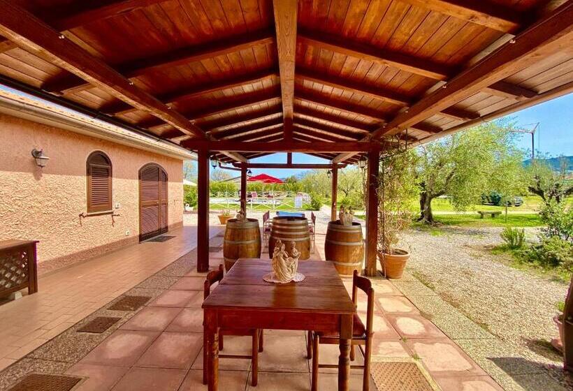 ホテル Agriturismo Re Di Fiori