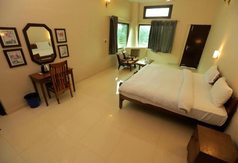 Hotel Hideaway By Aahma