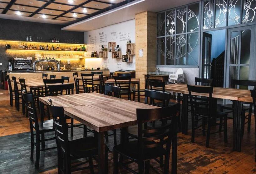 בית מלון כפרי Kouty