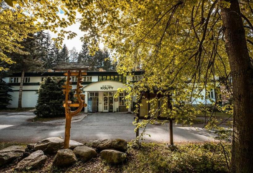 בית מלון כפרי Kouty