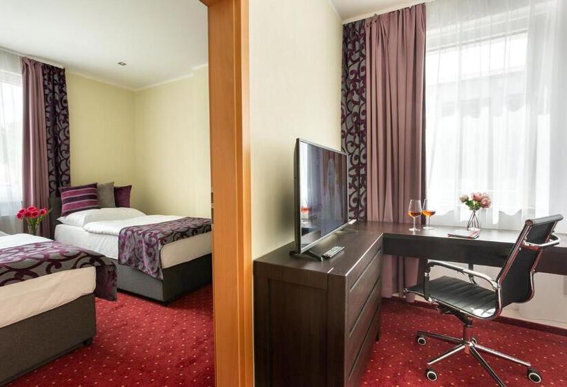 ホテル Na Vývoji