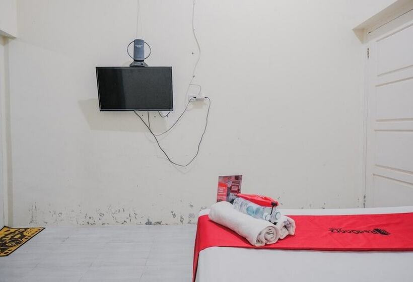 ホテル Reddoorz Syariah Near Suzuya Mall Banda Aceh