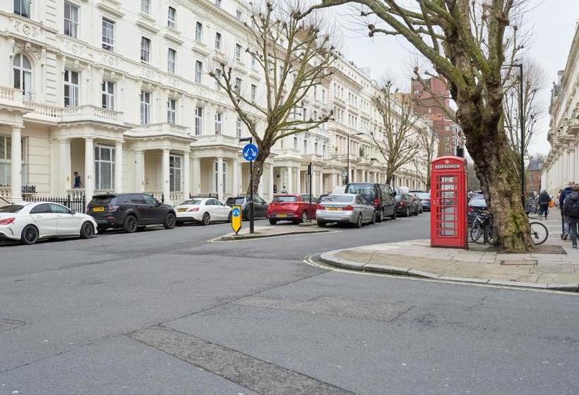 Sonder At Inverness Mews, Baywater