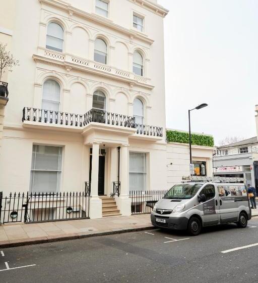 Sonder Kensington Town House