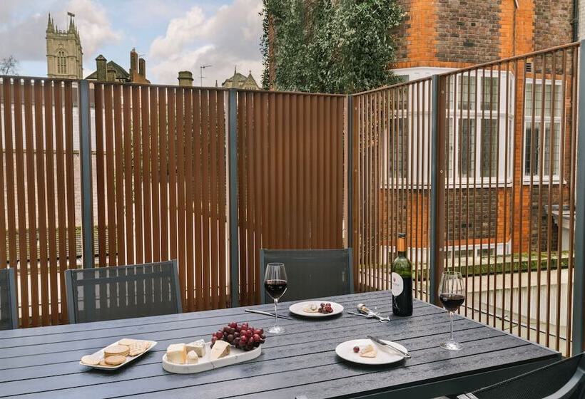 Sonder The Arts Council