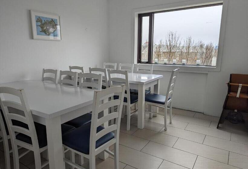 Vík Hostel
