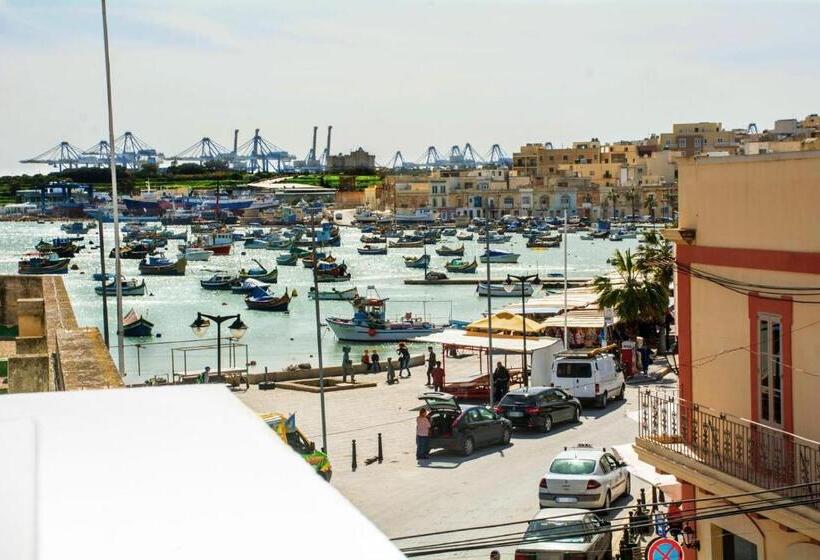 تختخواب و صبحانه Fisherman S Cove Guesthouse