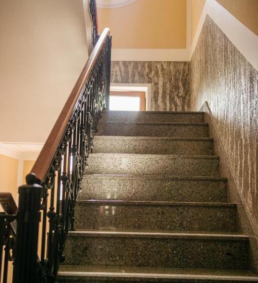 Central Hotel Radviliškis