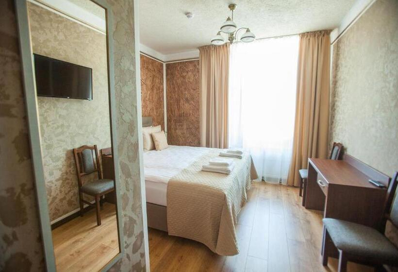 Central Hotel Radviliškis