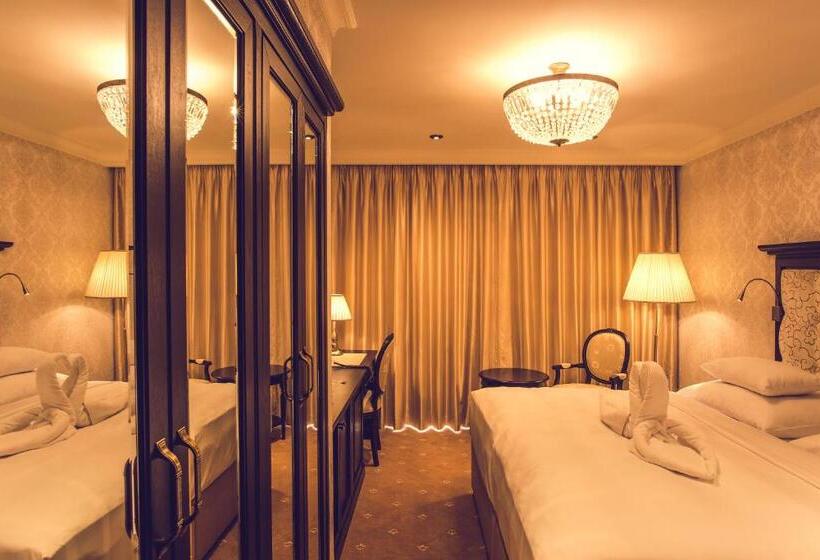 酒店 Florian Palace