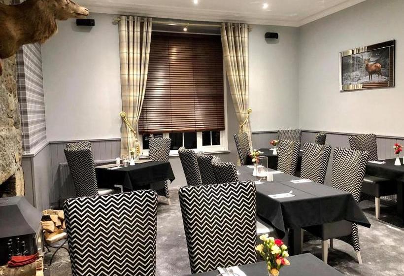 Отель Haughton Arms