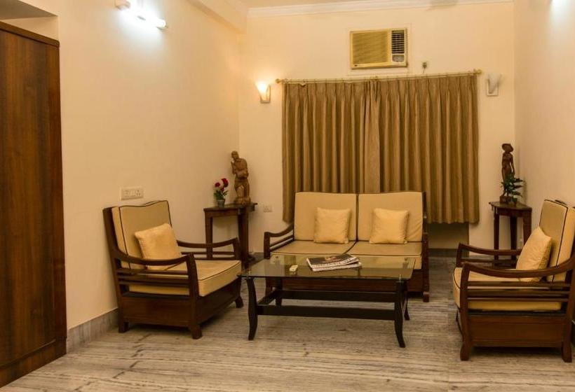 Пансион Dorota House