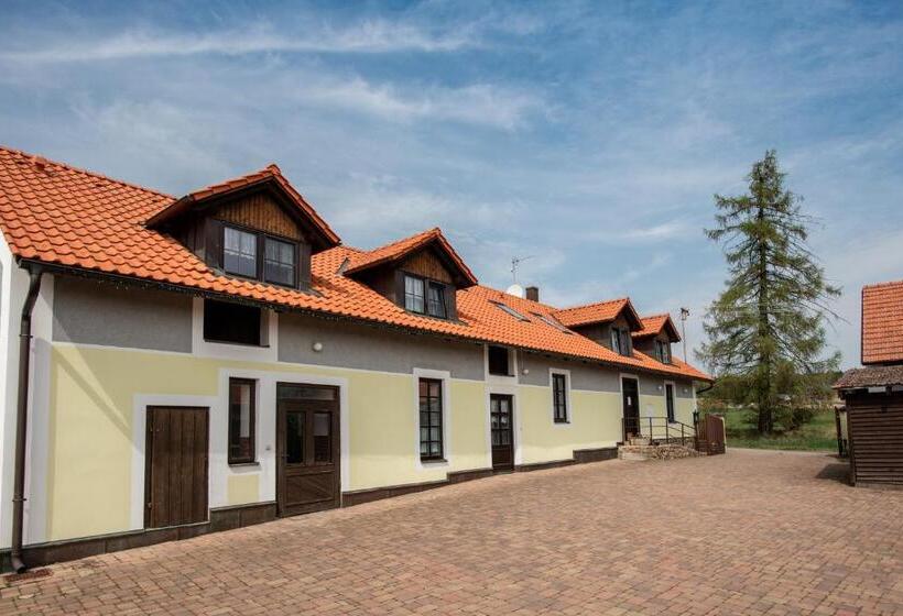 פנסיון Penzion Orlov