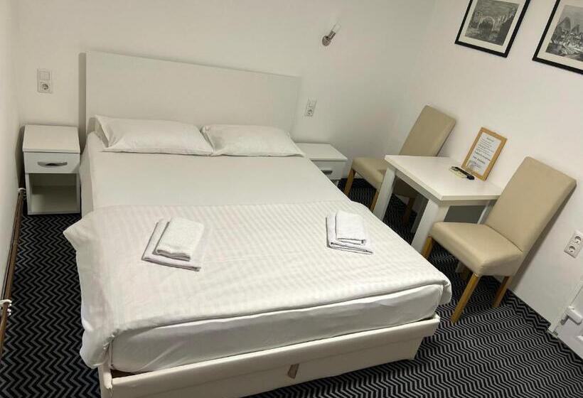 تختخواب و صبحانه Pansion Kipovi