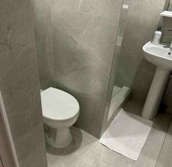 تختخواب و صبحانه Pansion Kipovi