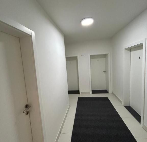 تختخواب و صبحانه Pansion Kipovi