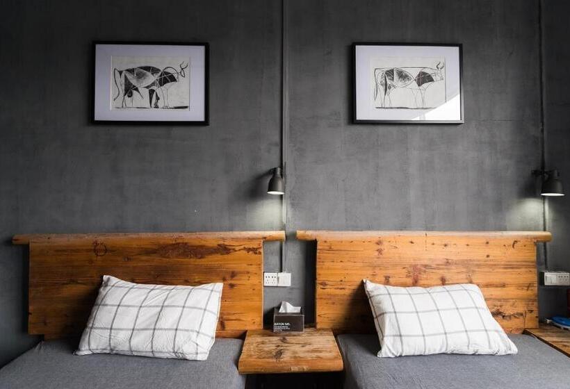 Hi Grey Hostel Xingping