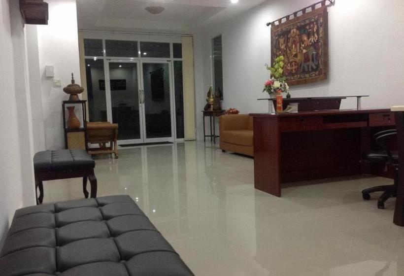 Отель Oyo 640 Baan Phuduan