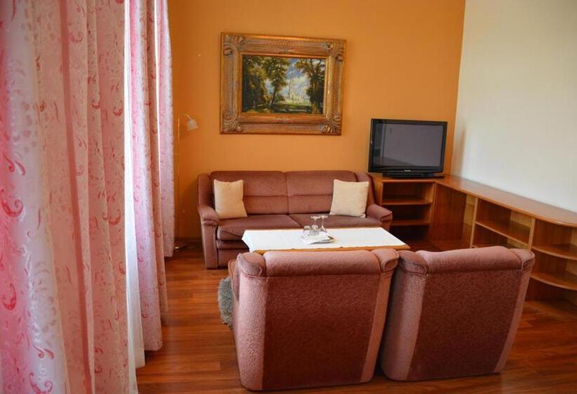 هتل Zámeček Na čeladné