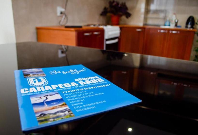 پانسیون Guesthouse Juli