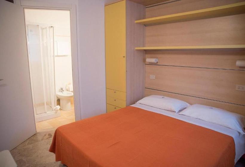 펜션 La Zattera Camere