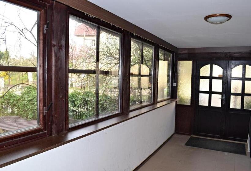 膳宿费 Penzion Beta