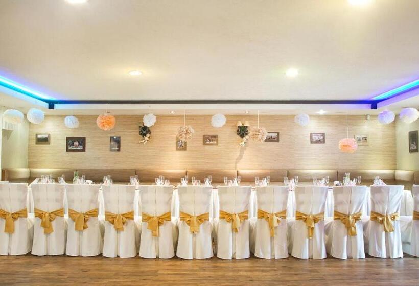 هاستل Mamos Virtuve