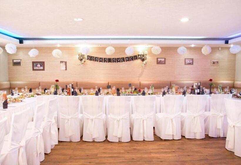 هاستل Mamos Virtuve