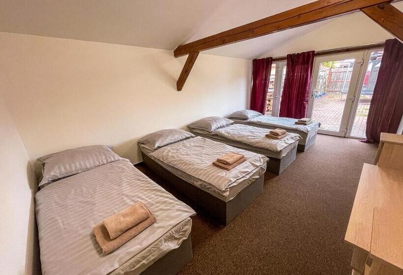 בית מלון כפרי Aldo