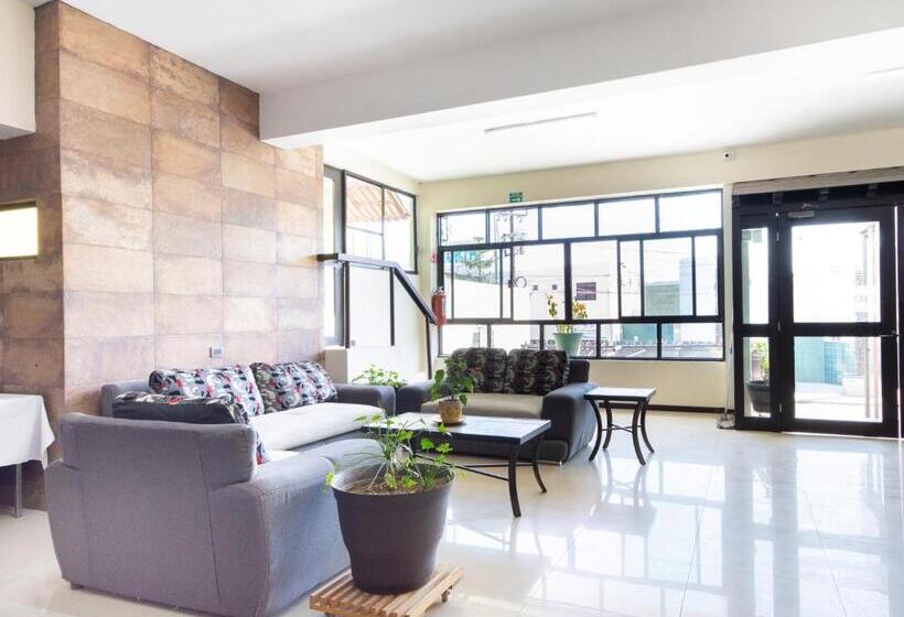 호텔 Es Catedral Torreón