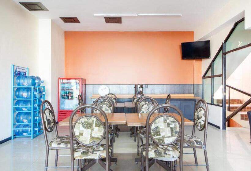 호텔 Es Catedral Torreón