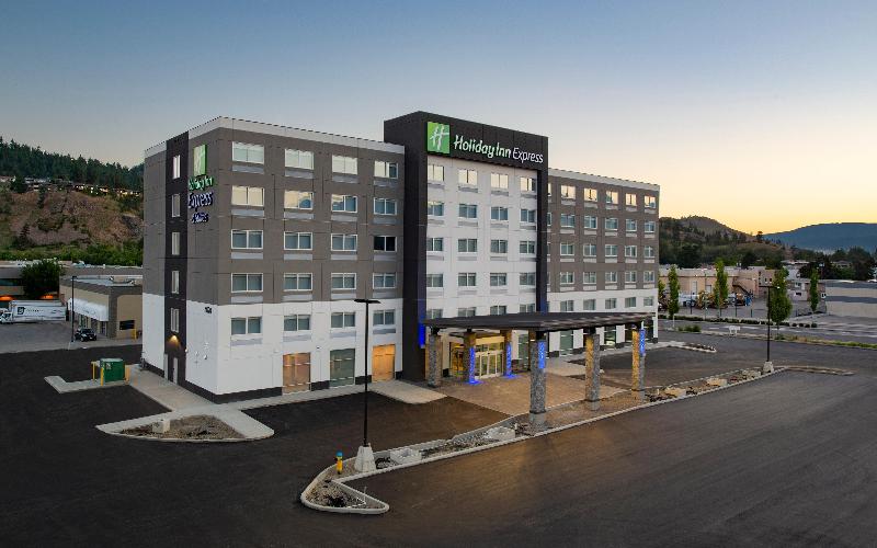 فندق Holiday Inn Express & Suites   Brandon, An Ihg