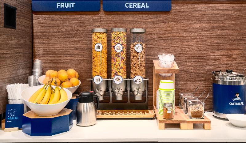 فندق Holiday Inn Express & Suites   Brandon, An Ihg