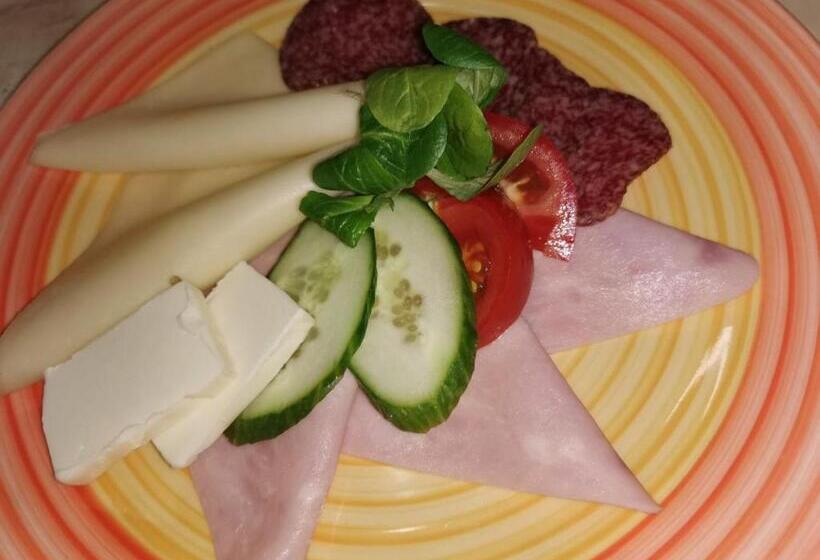 فندق Portré Panzió