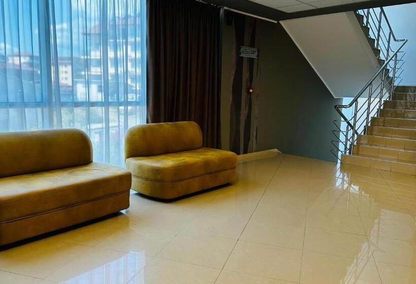 ホテル Queen Nelly