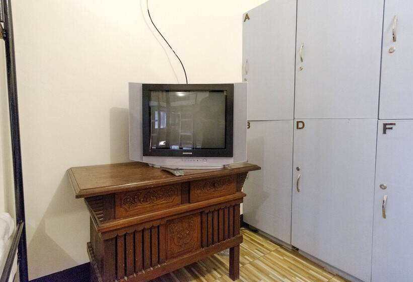 فندق Reddoorz Plus Near Vigan Convention Center