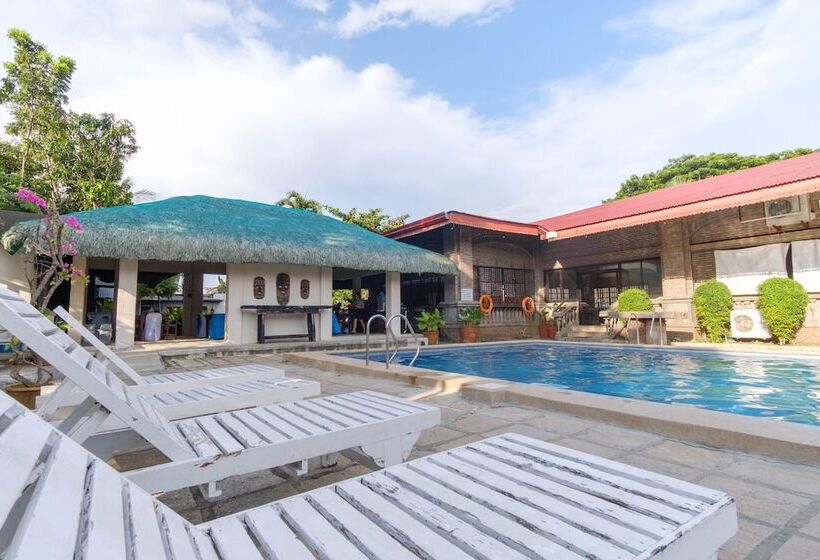 فندق Reddoorz Plus Near Vigan Convention Center